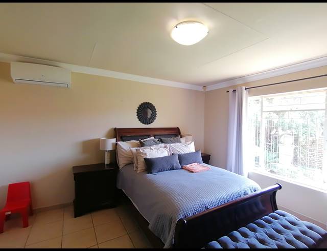 3 BEDROOM FREEHOLD FOR SALE IN MEIRINGSPARK